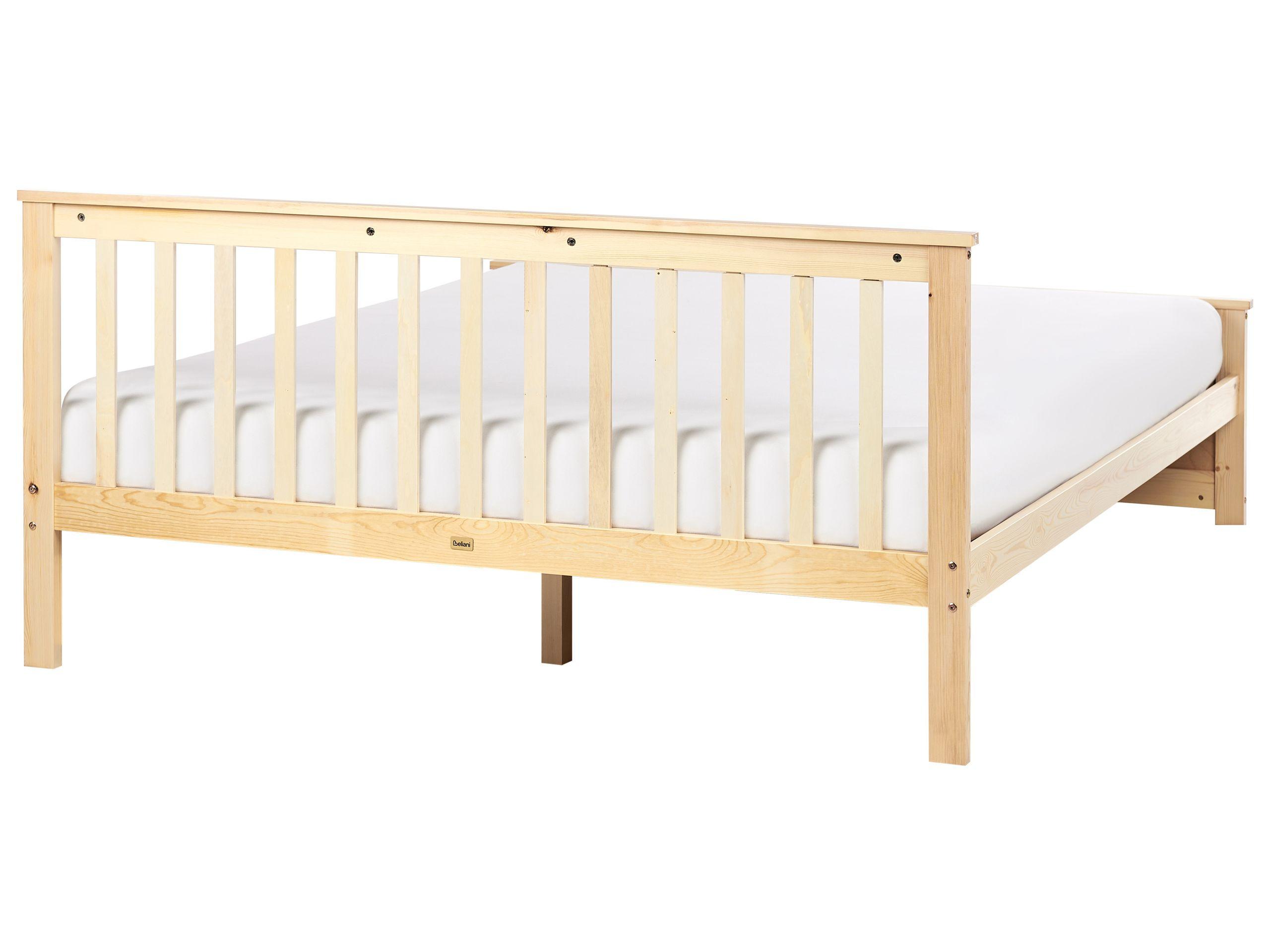 Beliani Lit avec sommier en Bois de pin Scandinave OLENDON  