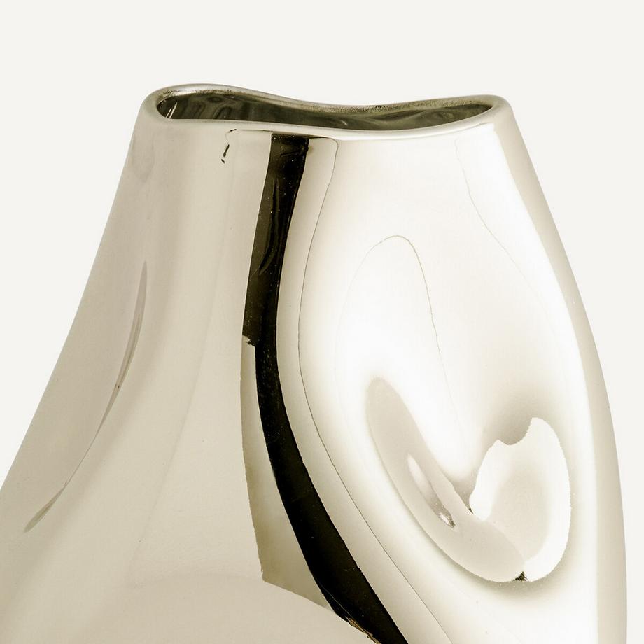 AM.PM Vase Cozi aus mundgeblasenem Glas in Metallic-Optik  