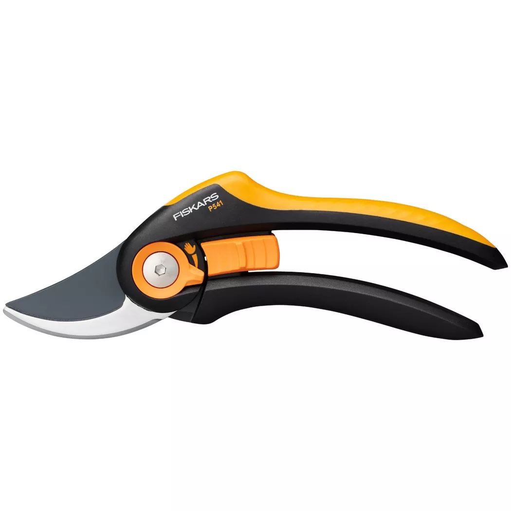 Fiskars P541 Plus™ Bypass Pruner 1057169
