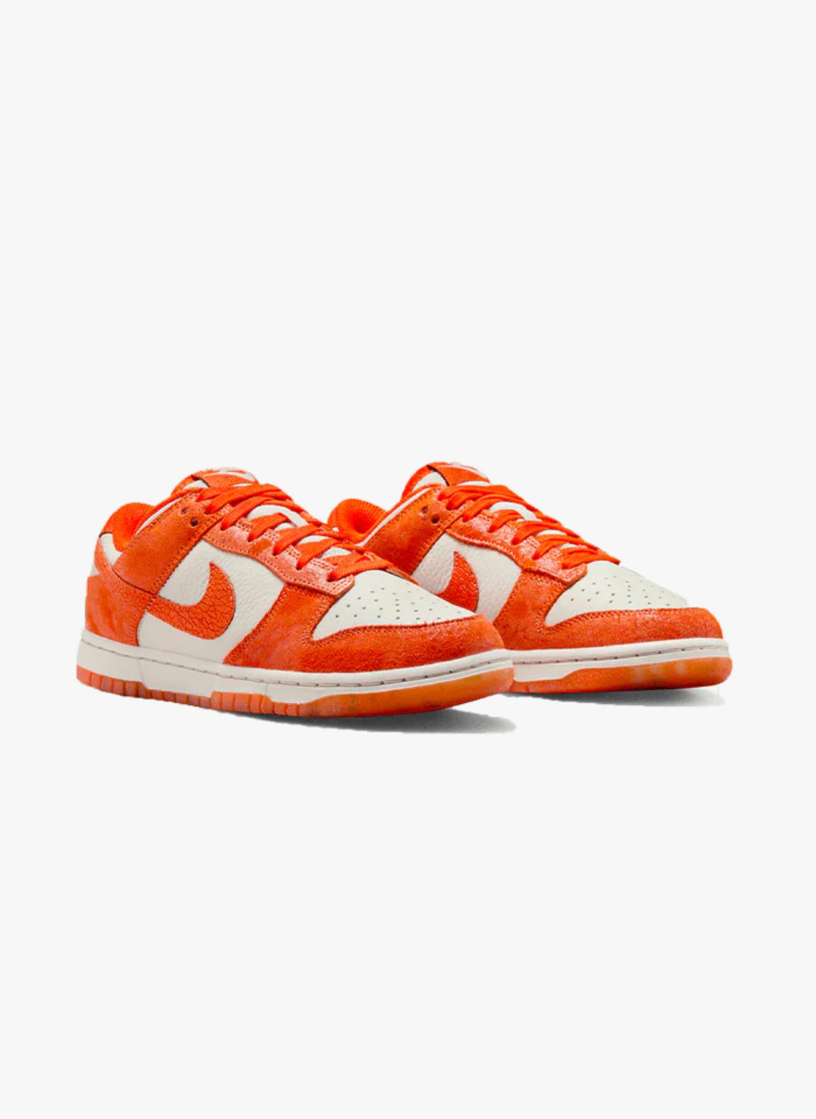 NIKE  Dunk Low Cracked Orange 