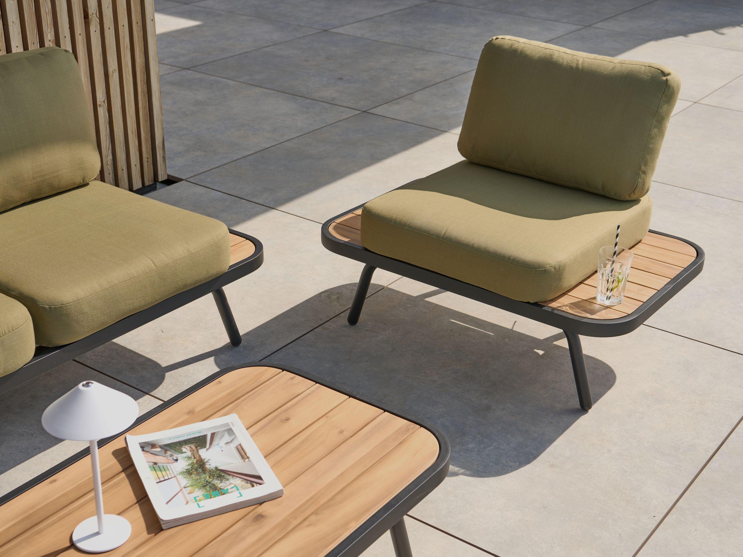 Beliani Set divani con tavolino en Legno d'acacia certificato FSC® Mediterraneo MINOZZO  