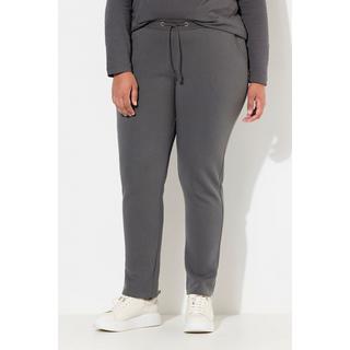 Ulla Popken  Pantalon en molleton. Intérieur doux et confortable. Taille élastique 