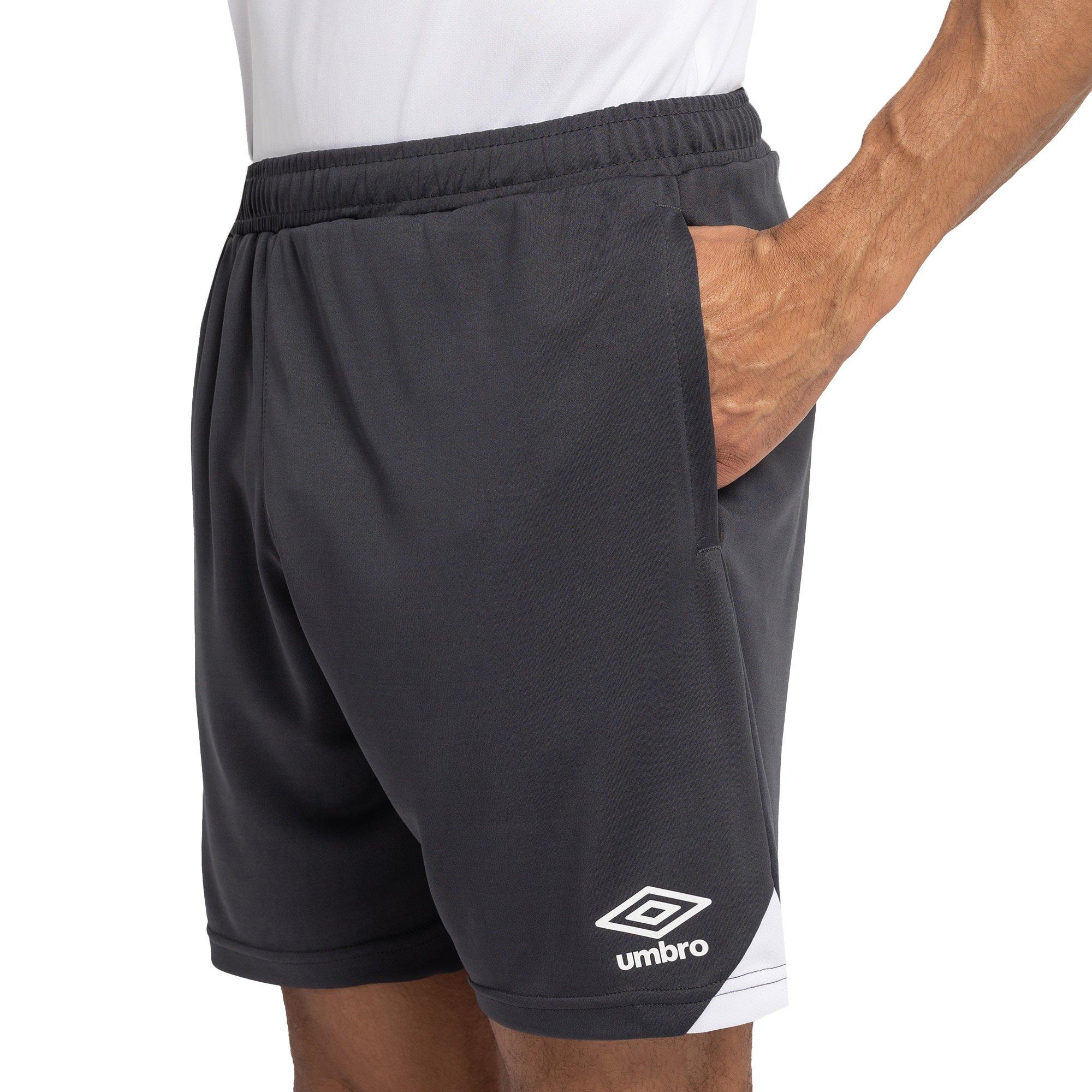 Umbro  Short TOTAL TRAINING 