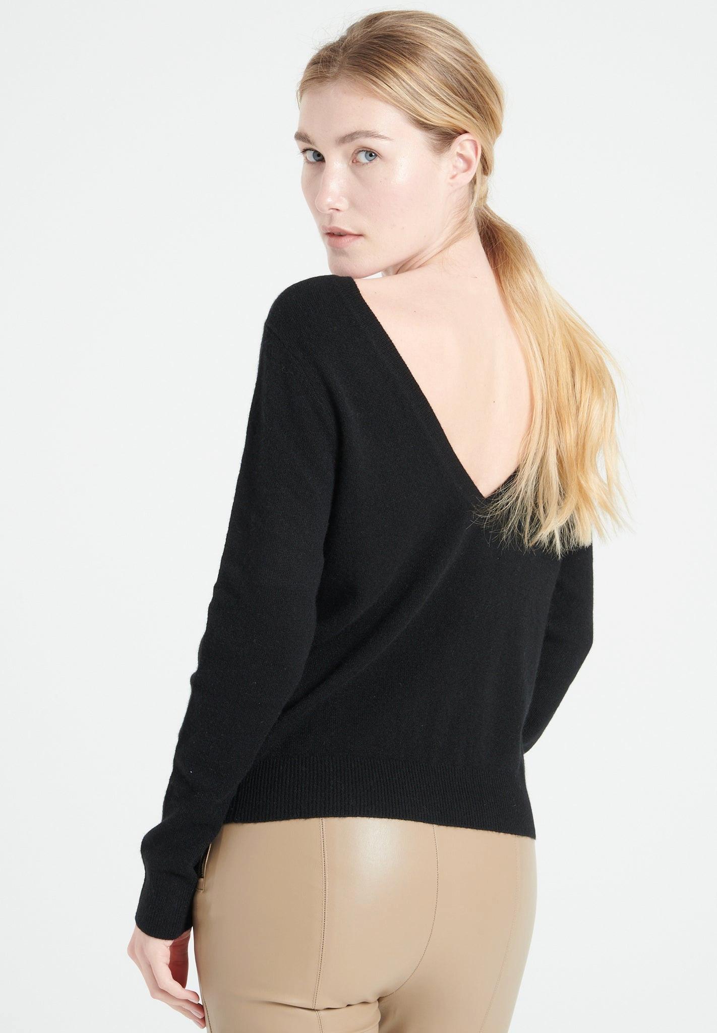 Studio Cashmere8  MIA 7 Pull décolleté en V dans le dos - 100% cachemire 