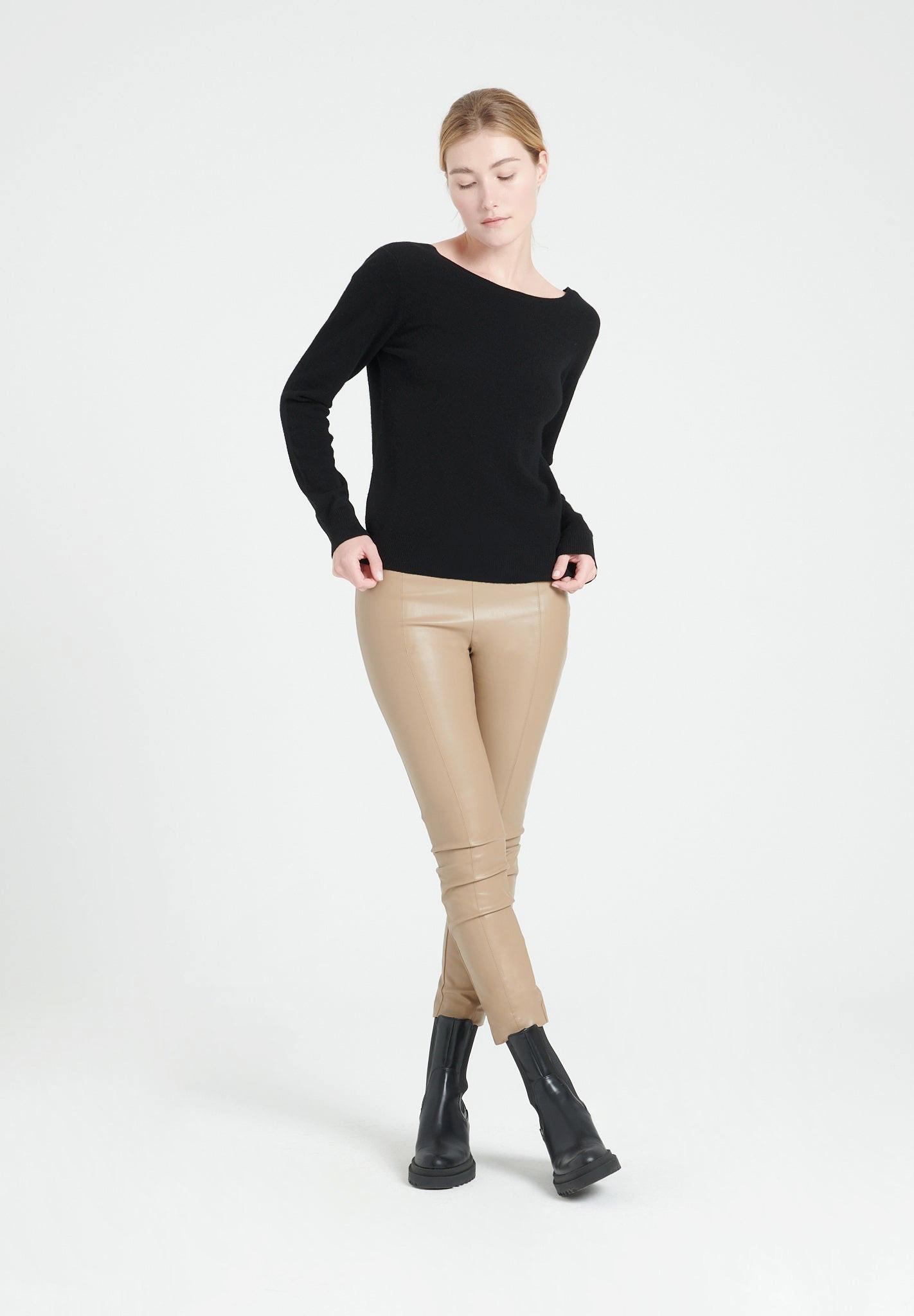 Studio Cashmere8  MIA 7 Pull décolleté en V dans le dos - 100% cachemire 