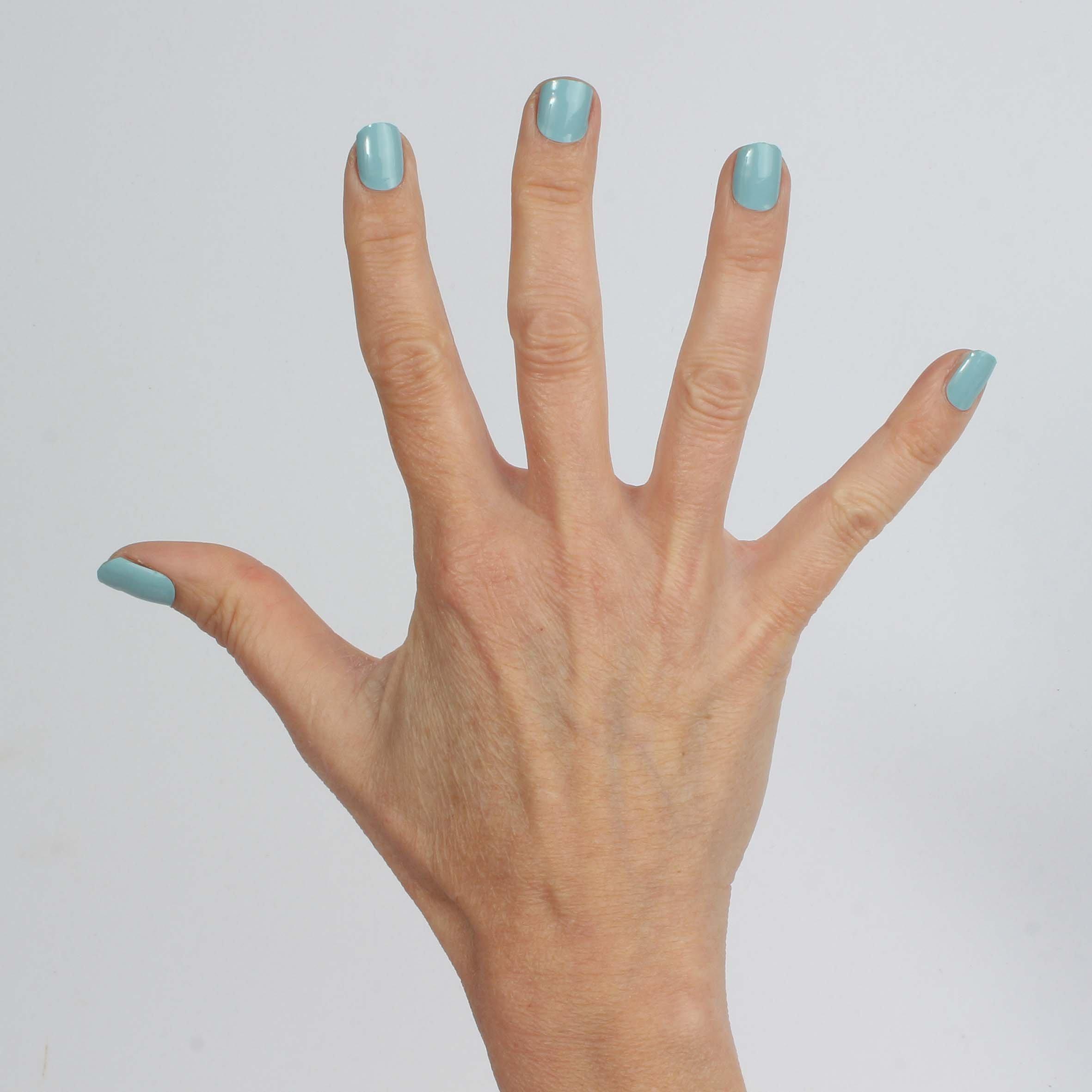 LAUED  vegane Nagelfolien solid blue Ice Princeß 