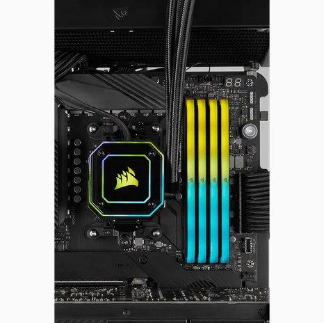 Corsair  Vengeance RGB CMG32GX4M2D3600C18 module de mémoire 32 Go 2 x 16 Go DDR4 3600 MHz 