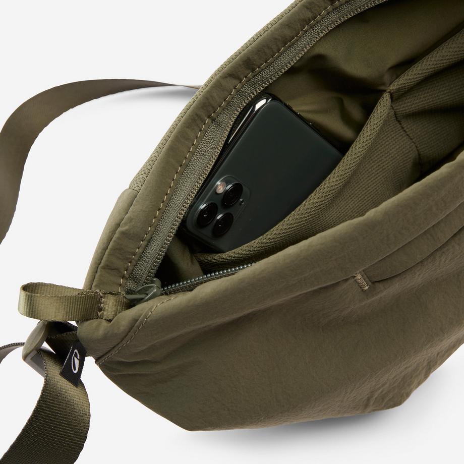 DECATHLON  XXL-Gürteltasche mit RFID-Schutz, Move 500, 5 L 