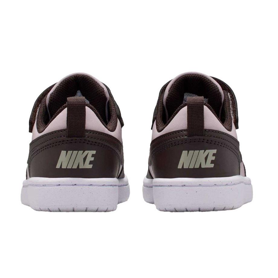 NIKE Baskets Court Borough avec Semelle Cup  