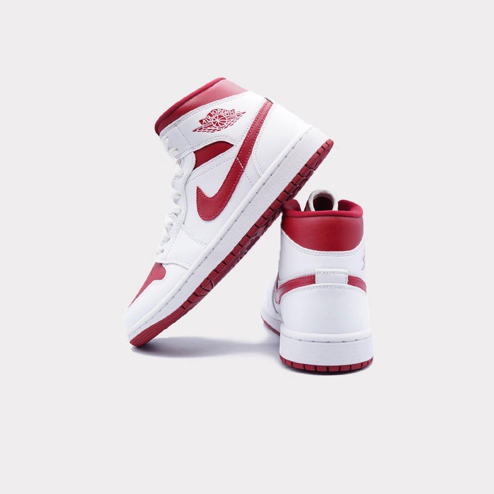 NIKE  Air Jordan 1 - Mid Reverse Chicago 