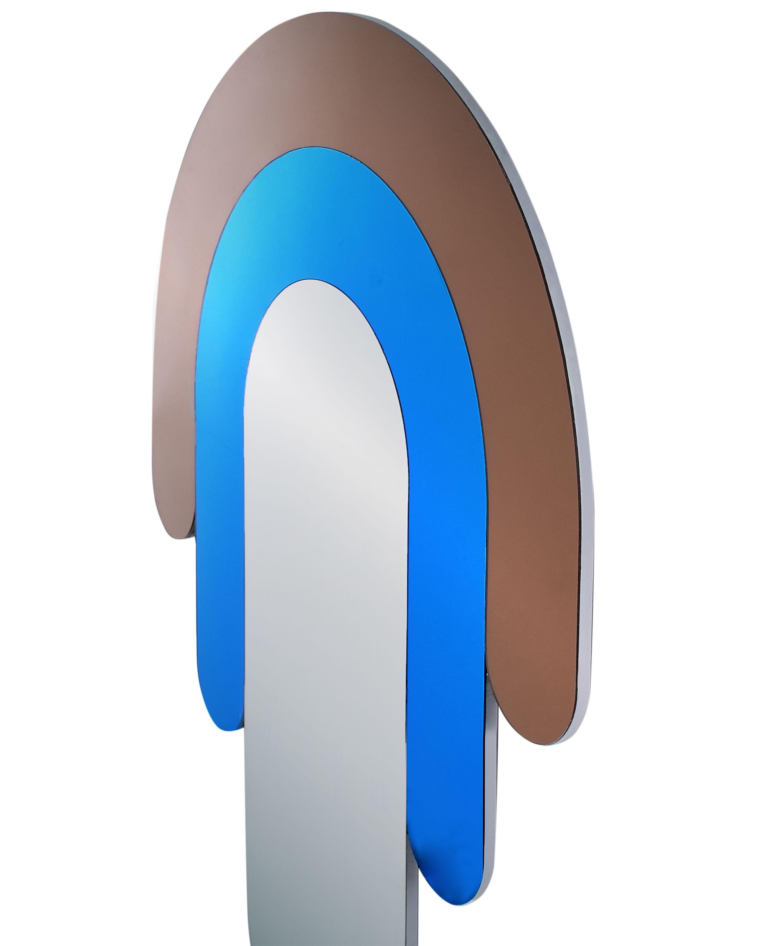 Beliani Wandspiegel Retro MESPAUL  