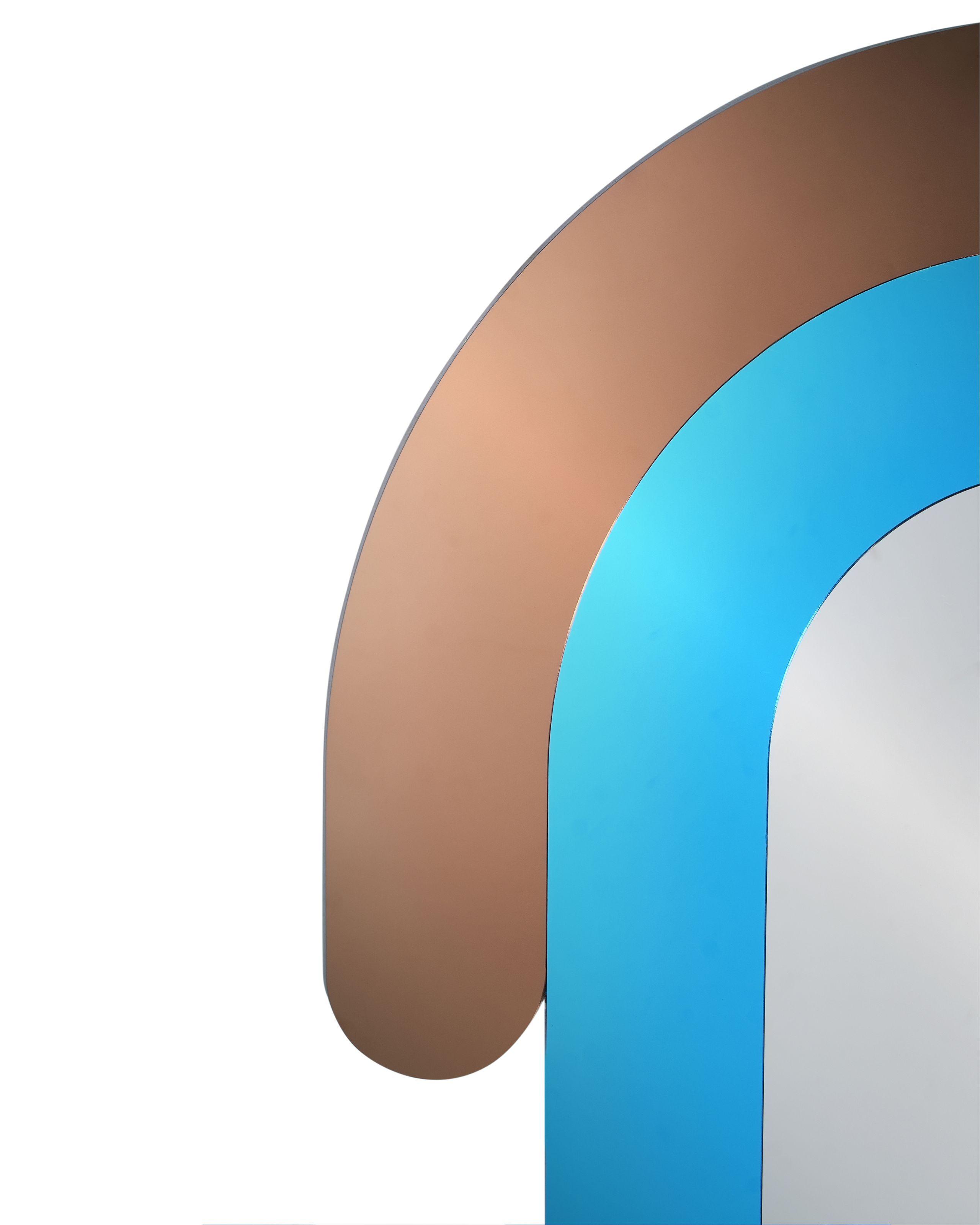 Beliani Wandspiegel Retro MESPAUL  