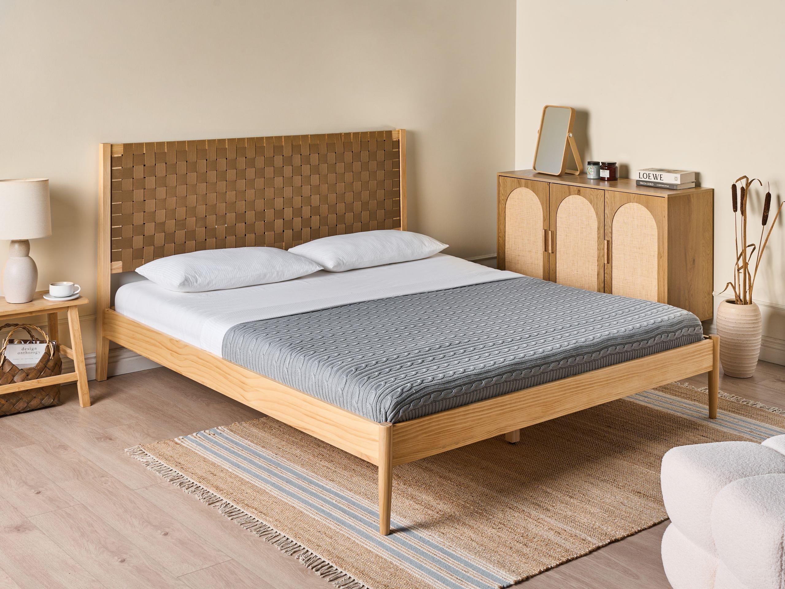 Beliani Letto en Legno di pino Minimalista BRUNEMONT  