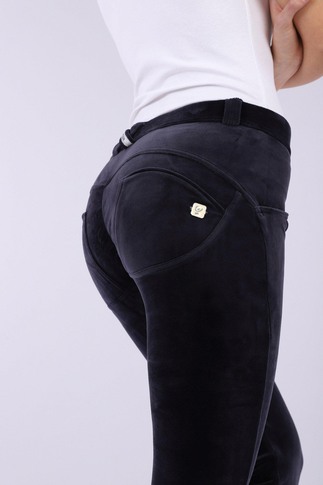 FREDDY  Pantaloni push-up in tessuto di ciniglia con vestibilità skinny della linea WR.UP®. 