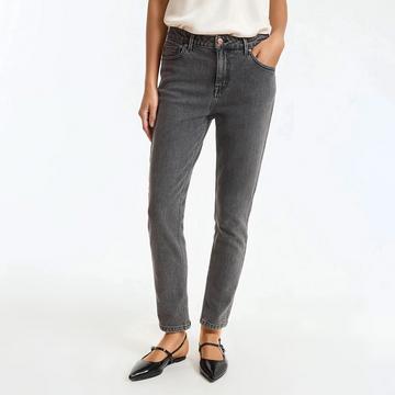 Slim-Fit-Jeans