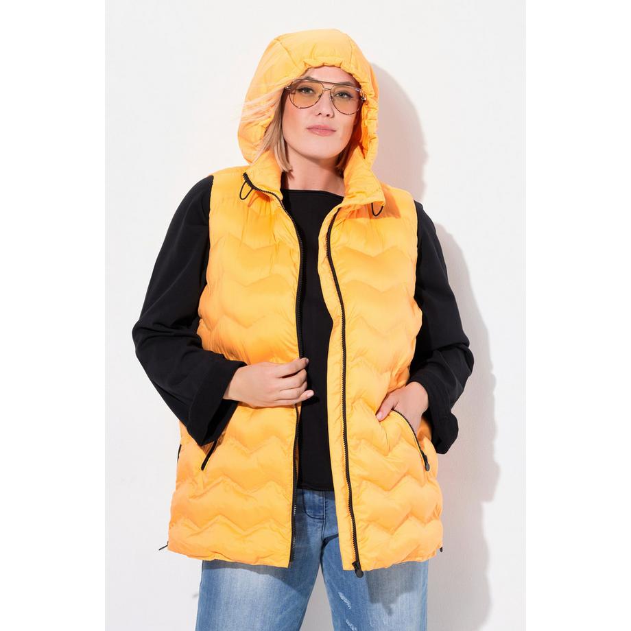 Ulla Popken Gilet trapuntato con cappuccio  