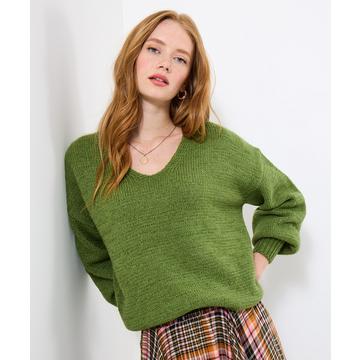 Einfacher Pullover mit überschnittenen Ärmeln und V-Ausschnitt