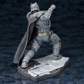 KOTOBUKIYA  Figurine Statique - Batman - Batman 