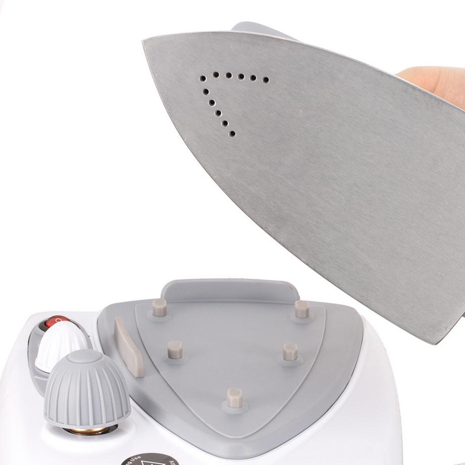 Blue Chilli Station de repassage verticale 2000 W avec semelle en céramique et 4 niveaux de température  