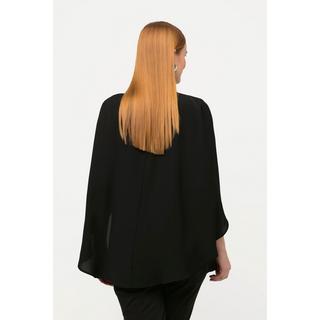 Ulla Popken  Blouse esprit cape, sans manches. Col rond sublimé par de petites pierres fantaisie. 