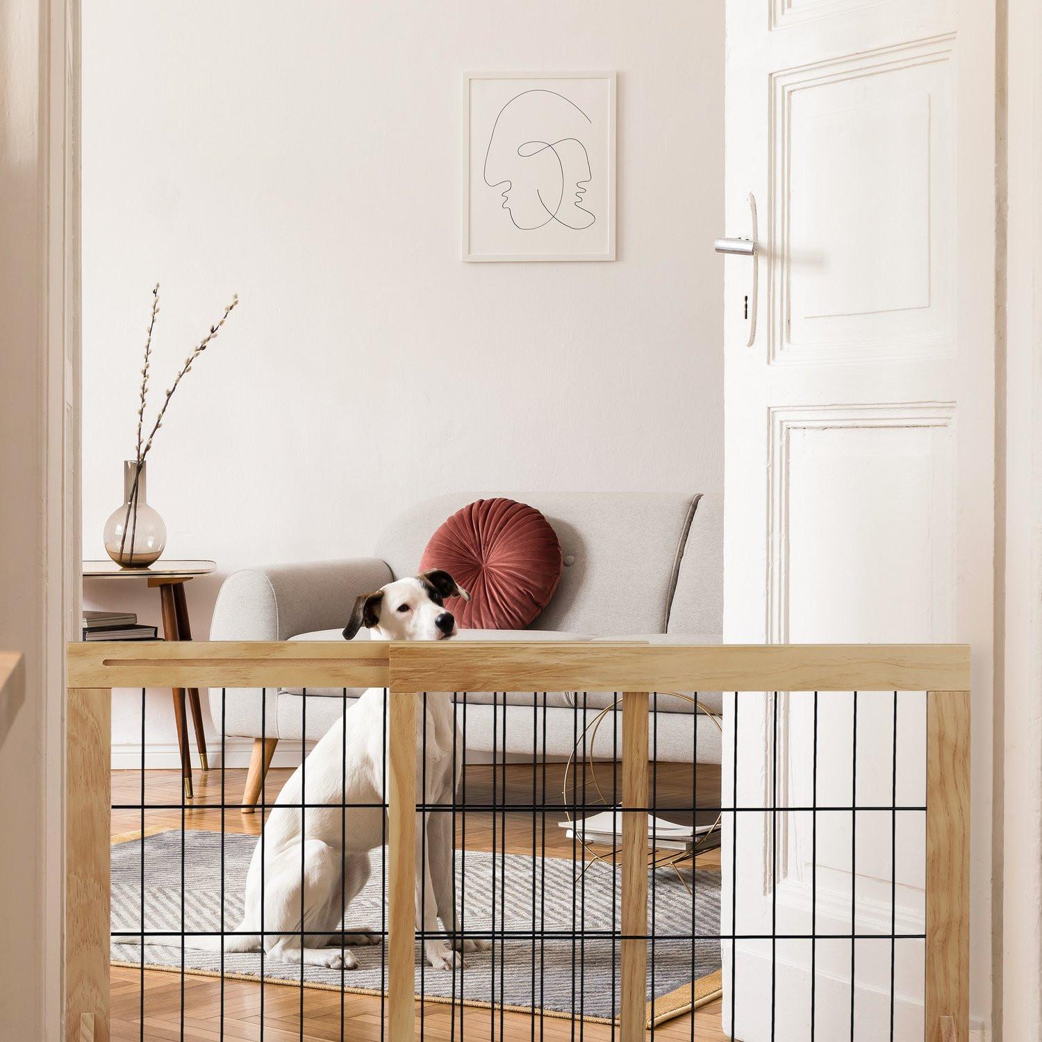 B2X  Portail de sécurité rétractable en bois naturel 