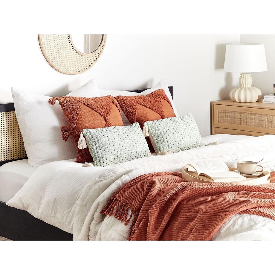 Beliani Dekokissen 2er Set aus Polyester Boho HAKONE  