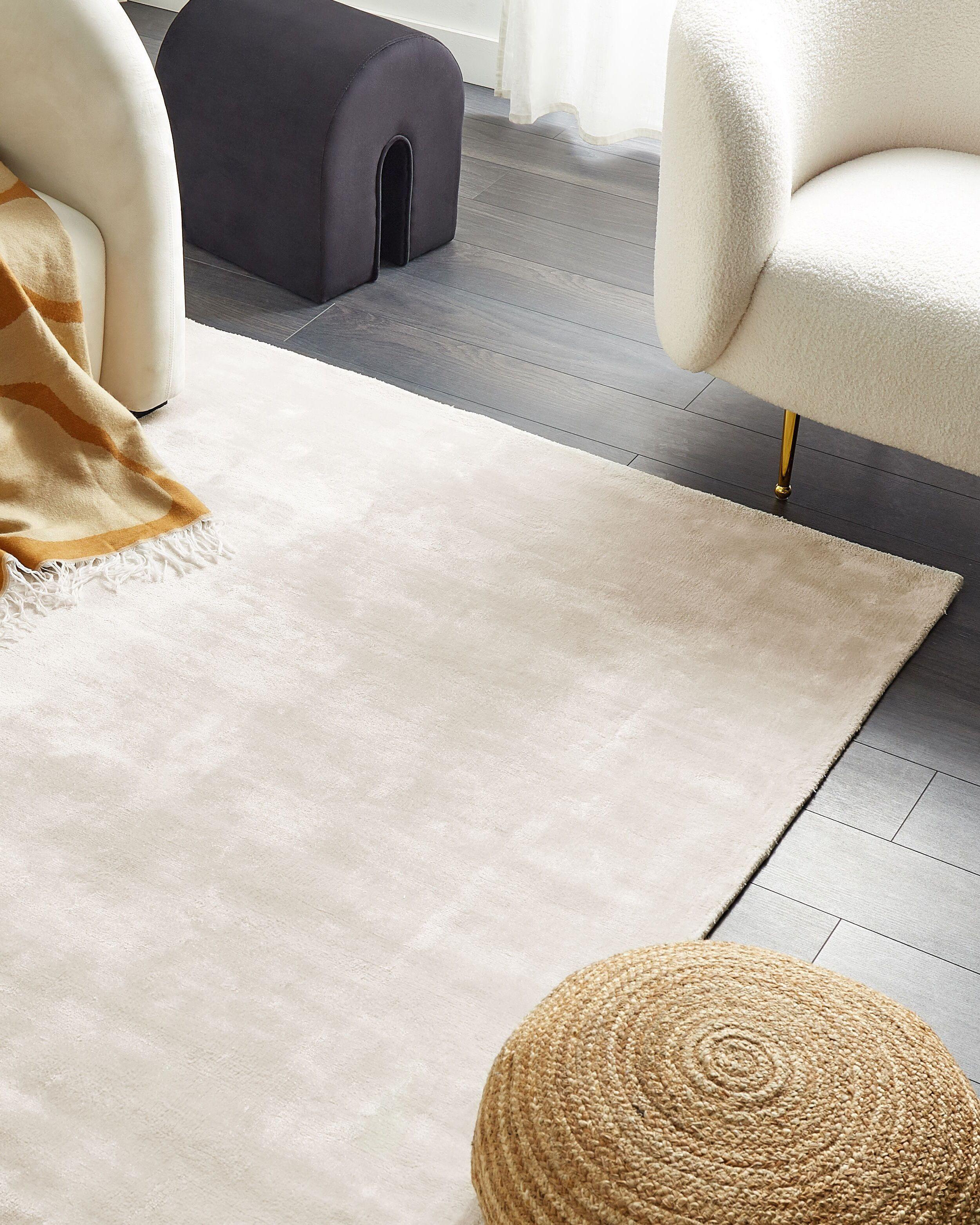 Beliani Tapis en Soie artificielle Scandinave GESI II  