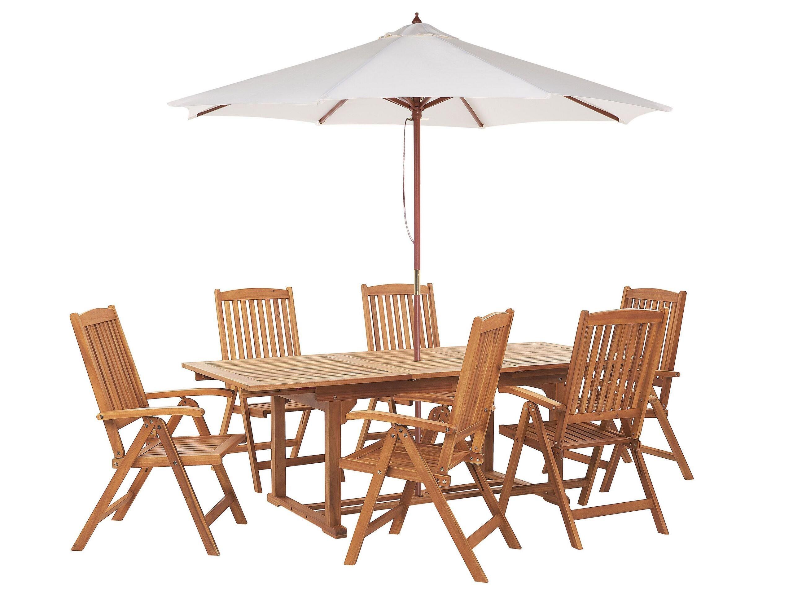 Beliani Table avec chaises et parasol en Acacia Traditionnel JAVA  