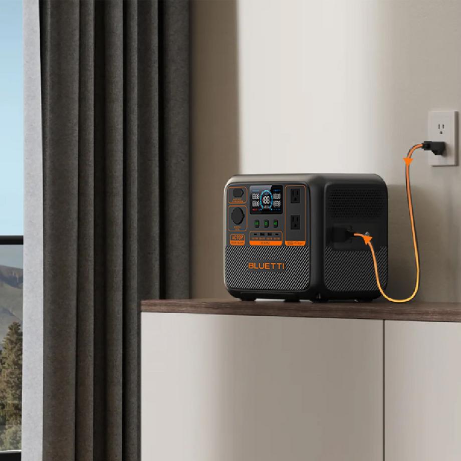 Bluetti  Tragbare Powerstation AC70P 