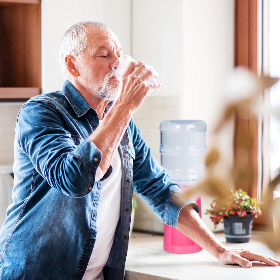 B2X  Wasserspender mit Tank 