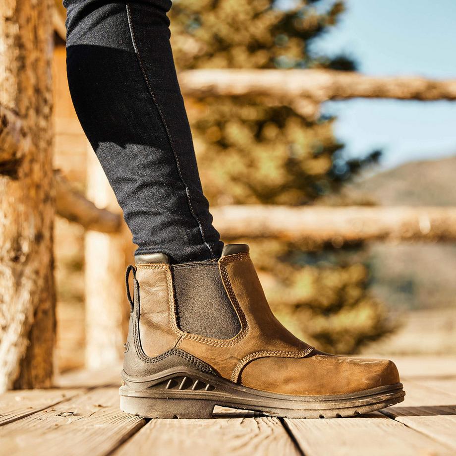Ariat  bottines imperméable barnyard twin gore ii antq brn 3.5/6 b 