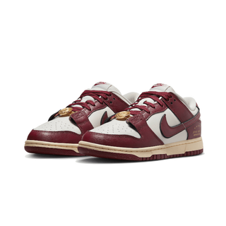 NIKE  Dunk Low SE Sail Team Red 