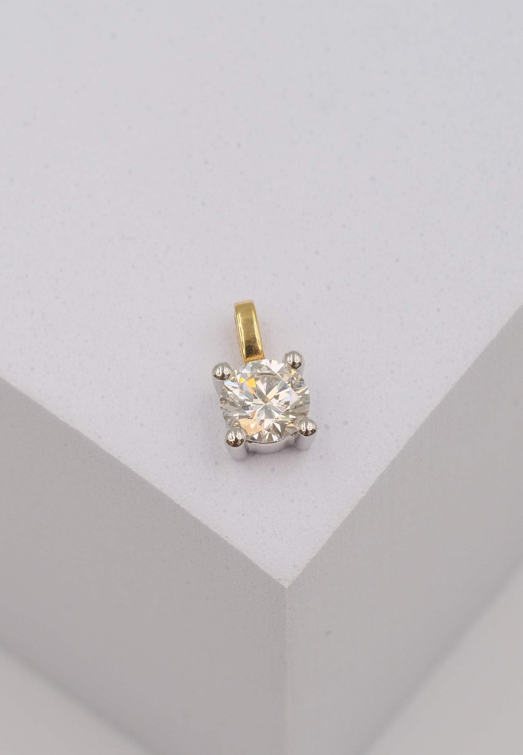 MUAU Schmuck  Pendentif solitaire serti 4 griffes or jaune 750 diamant 0,50ct. or blanc 750, 9x6mm 