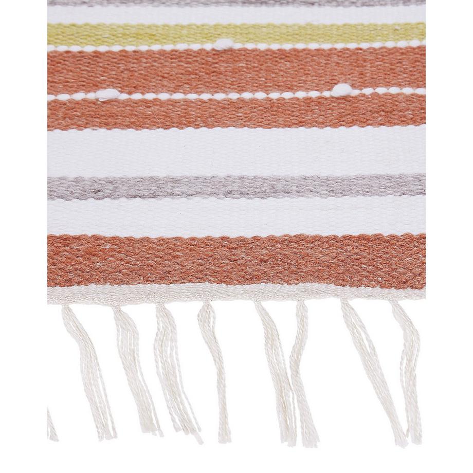 Beliani Tapis d'extérieur en Matière synthétique Traditionnel TOZAKLI  