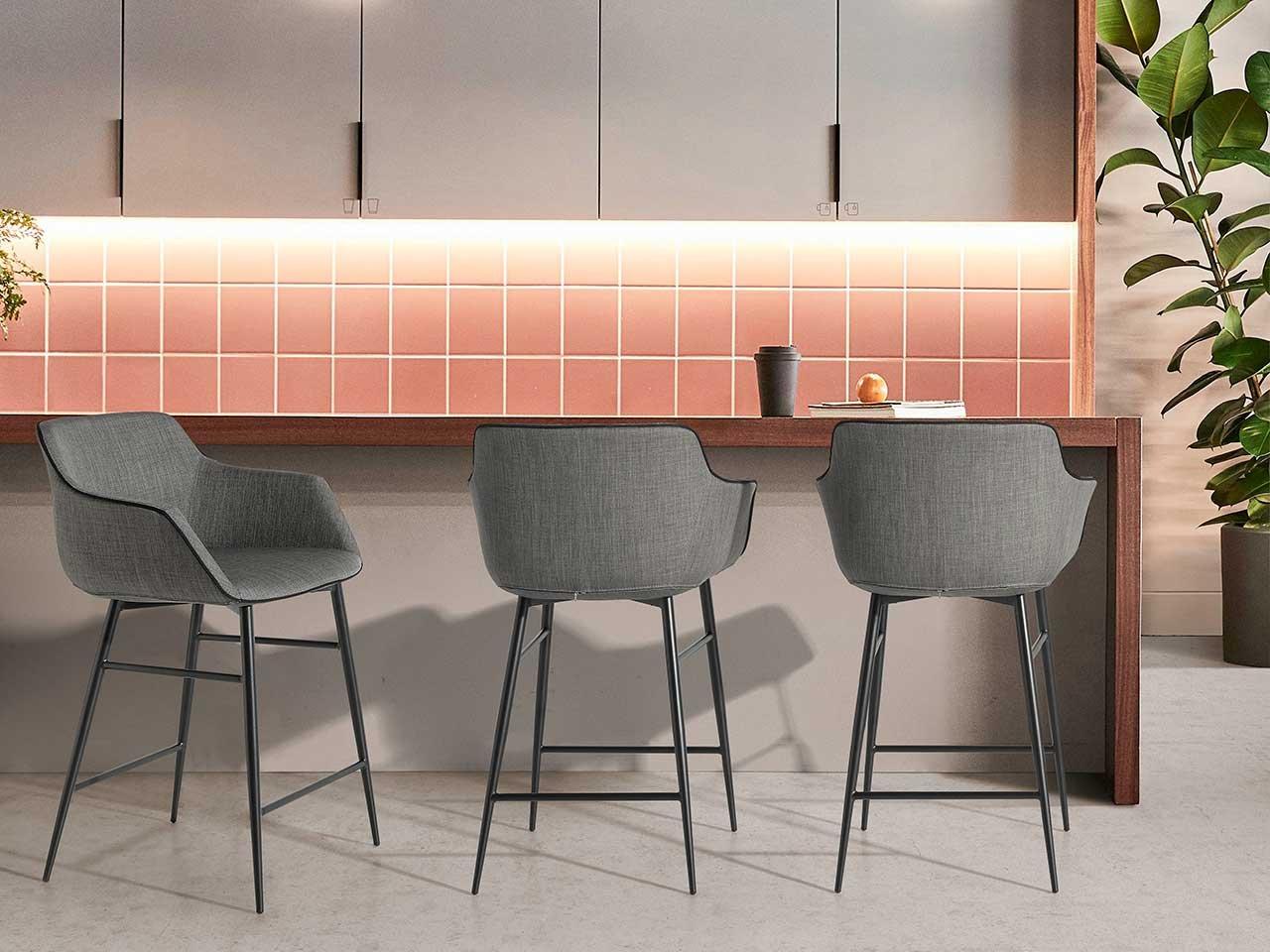 ANGEL CERDA Tabouret en tissu gris  