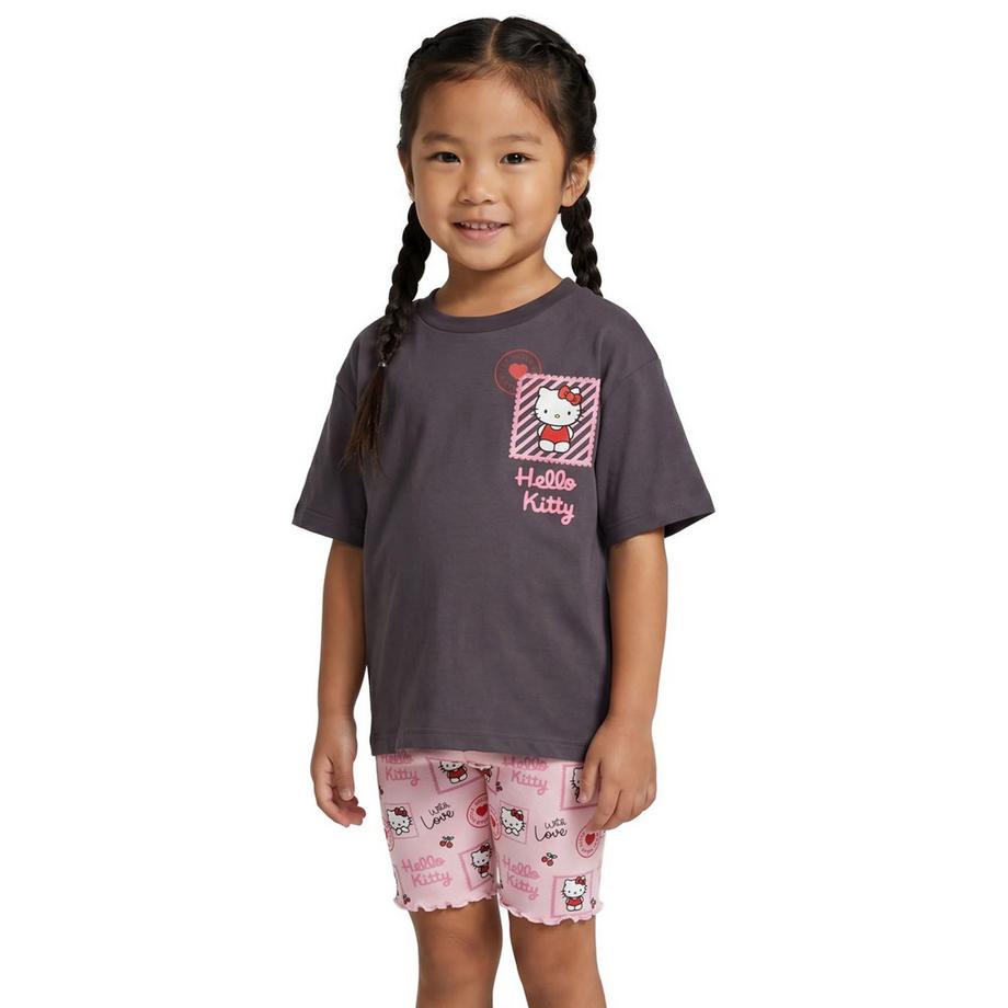 T-ShirtUnd Shorts