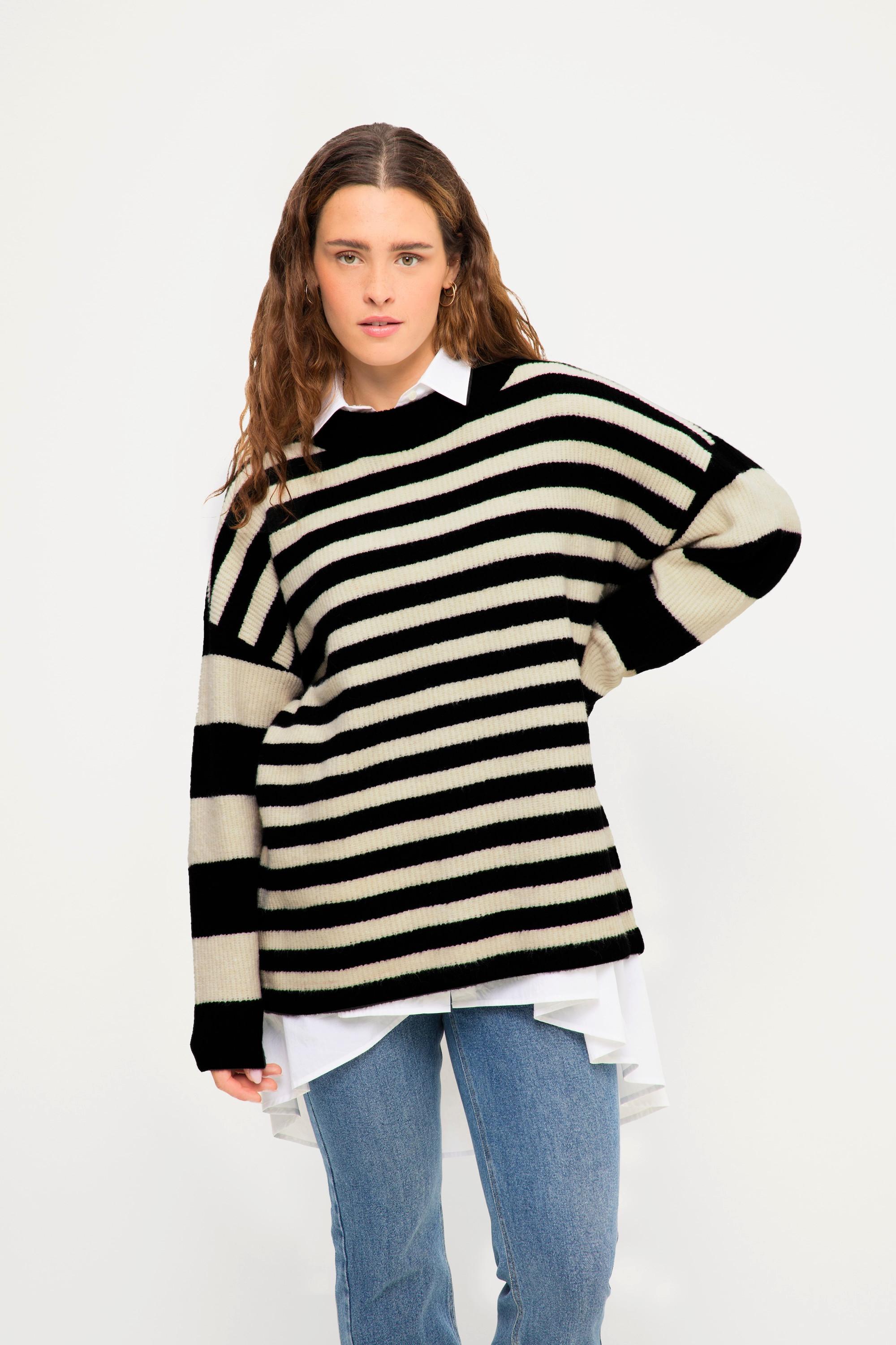 Studio Untold  Pullover dal taglio oversize con mix di righe, scollo a girocollo e maniche lunghe 