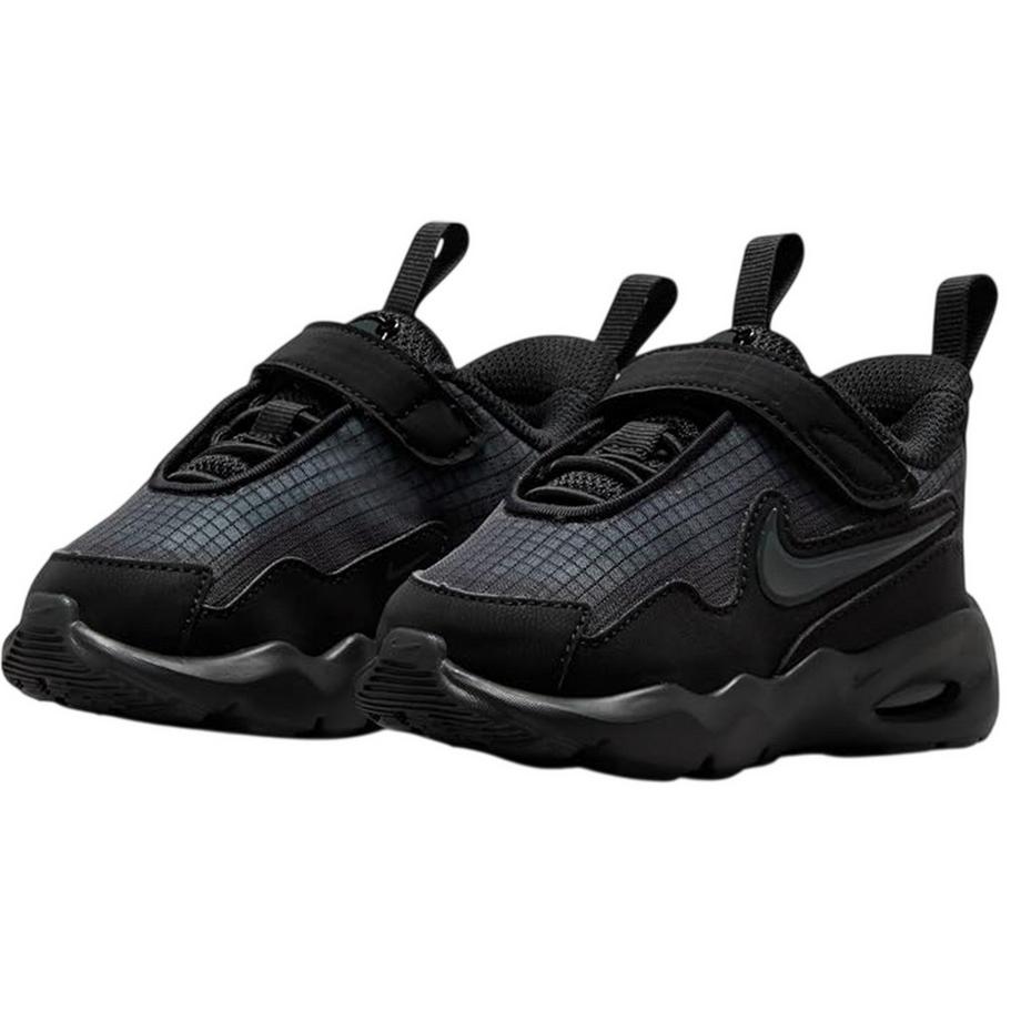 NIKE Nova Sneaker  