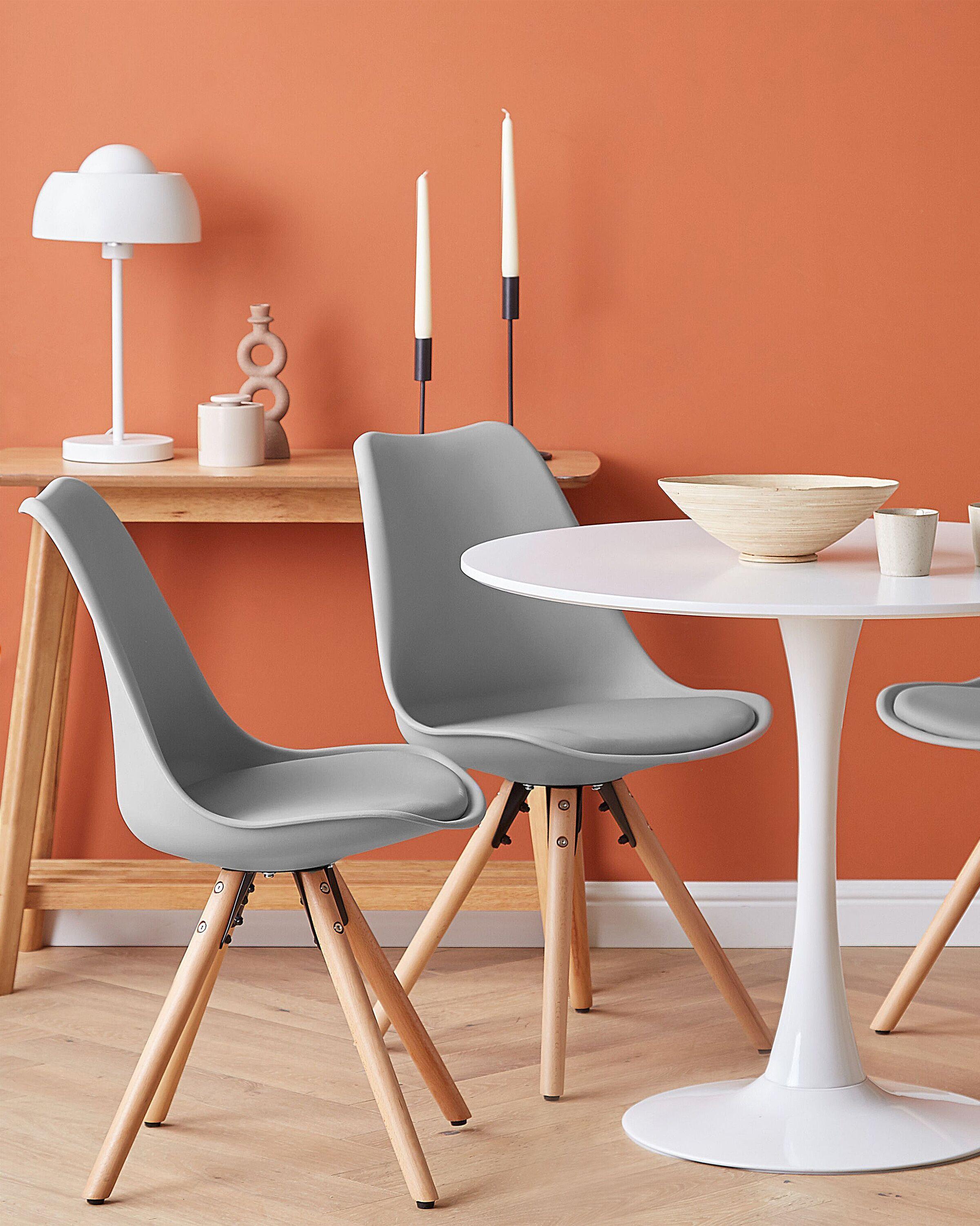 Beliani Chaise de salle à manger en Matière synthétique Scandinave DAKOTA  