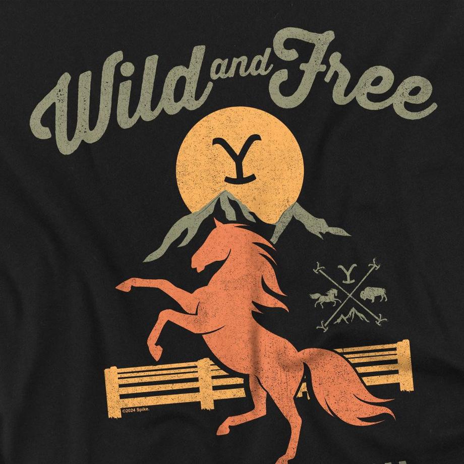 Yellowstone  T-ShirtWild & Free 