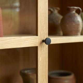 Tikamoon Vitrine basse en chêne massif Babeth  