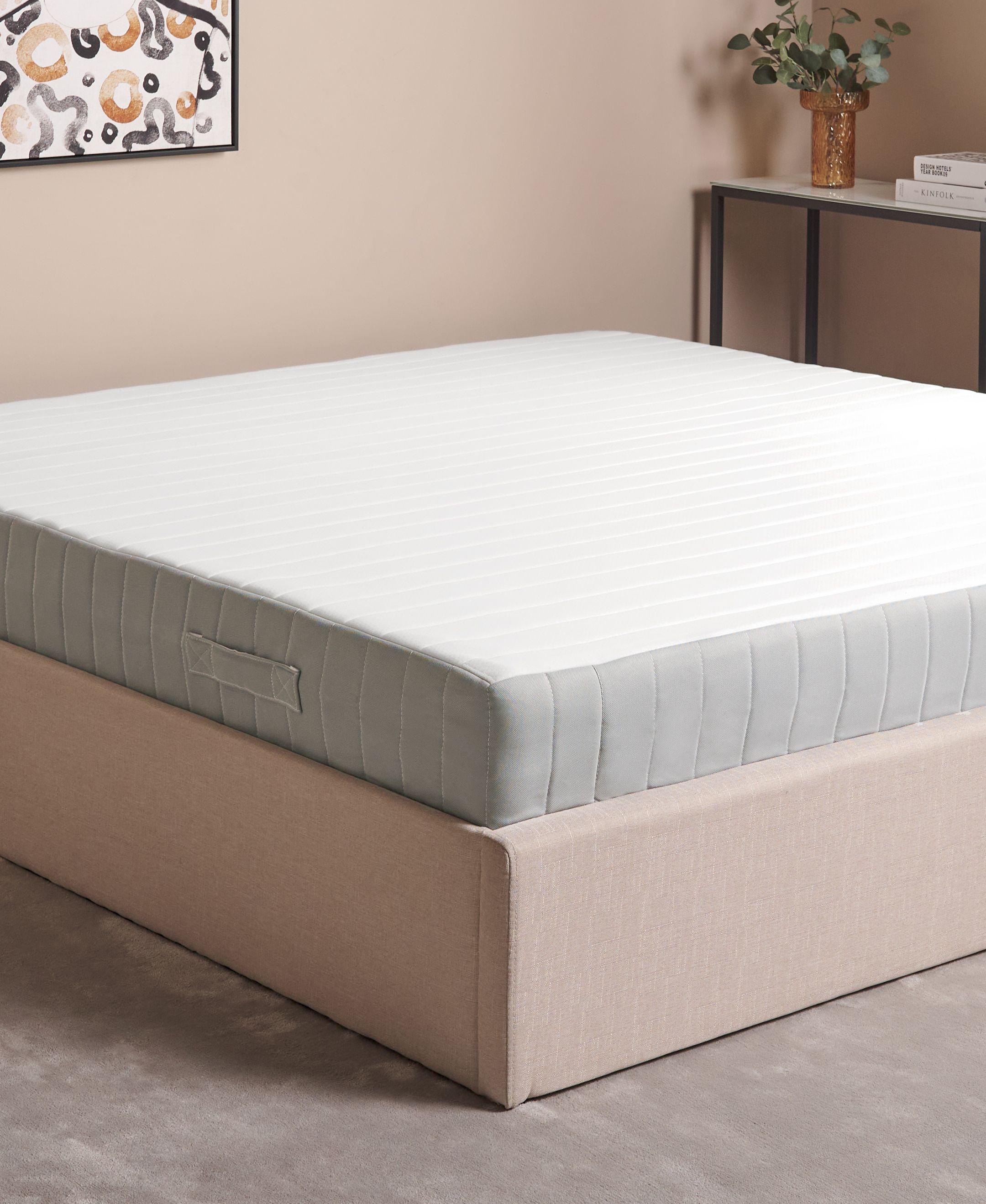 Beliani Materasso a molle insacchettate en Molle insacchettate ROOMY  