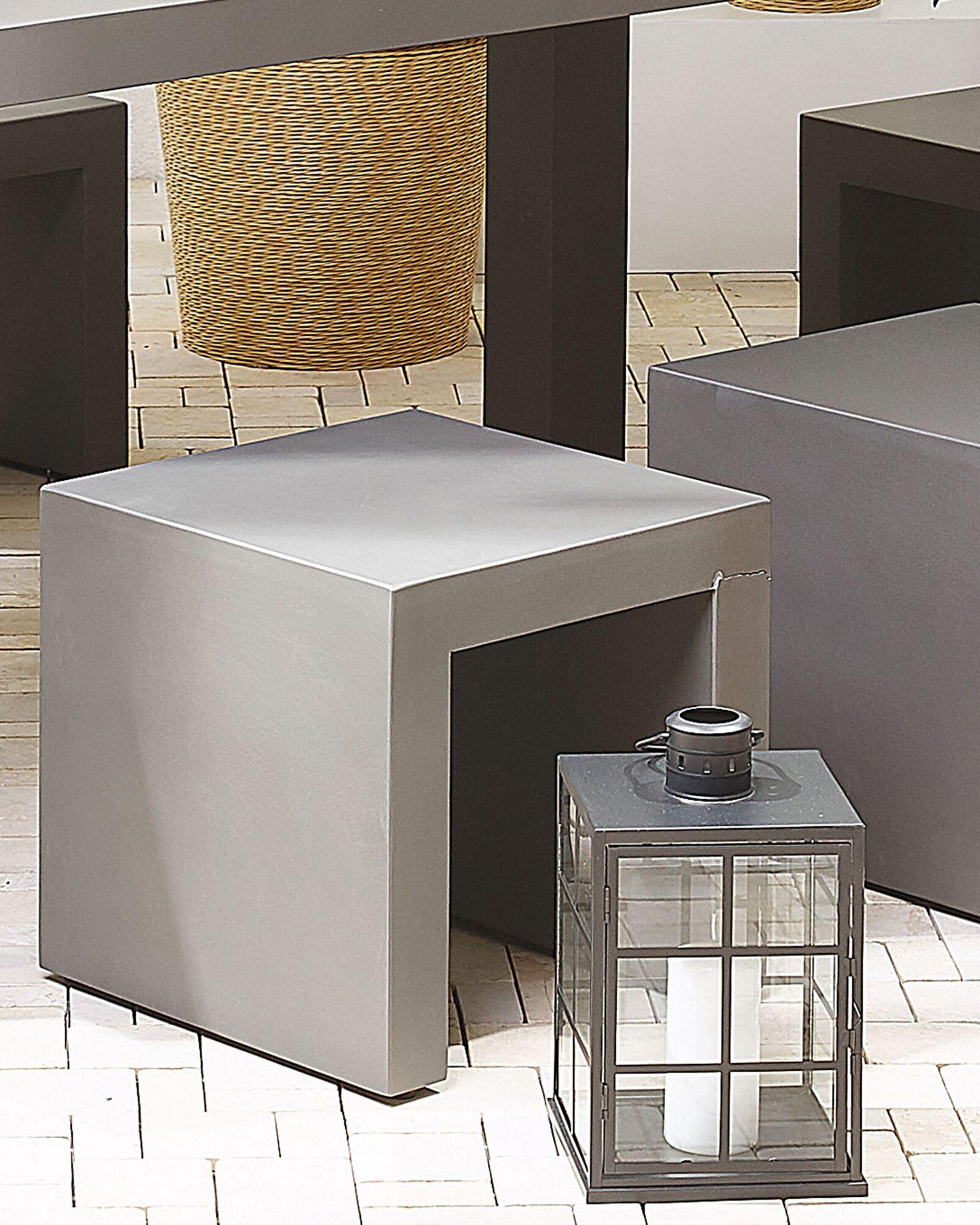 Beliani Gartenstuhl 2er Set aus Faserzement Industriell TARANTO  