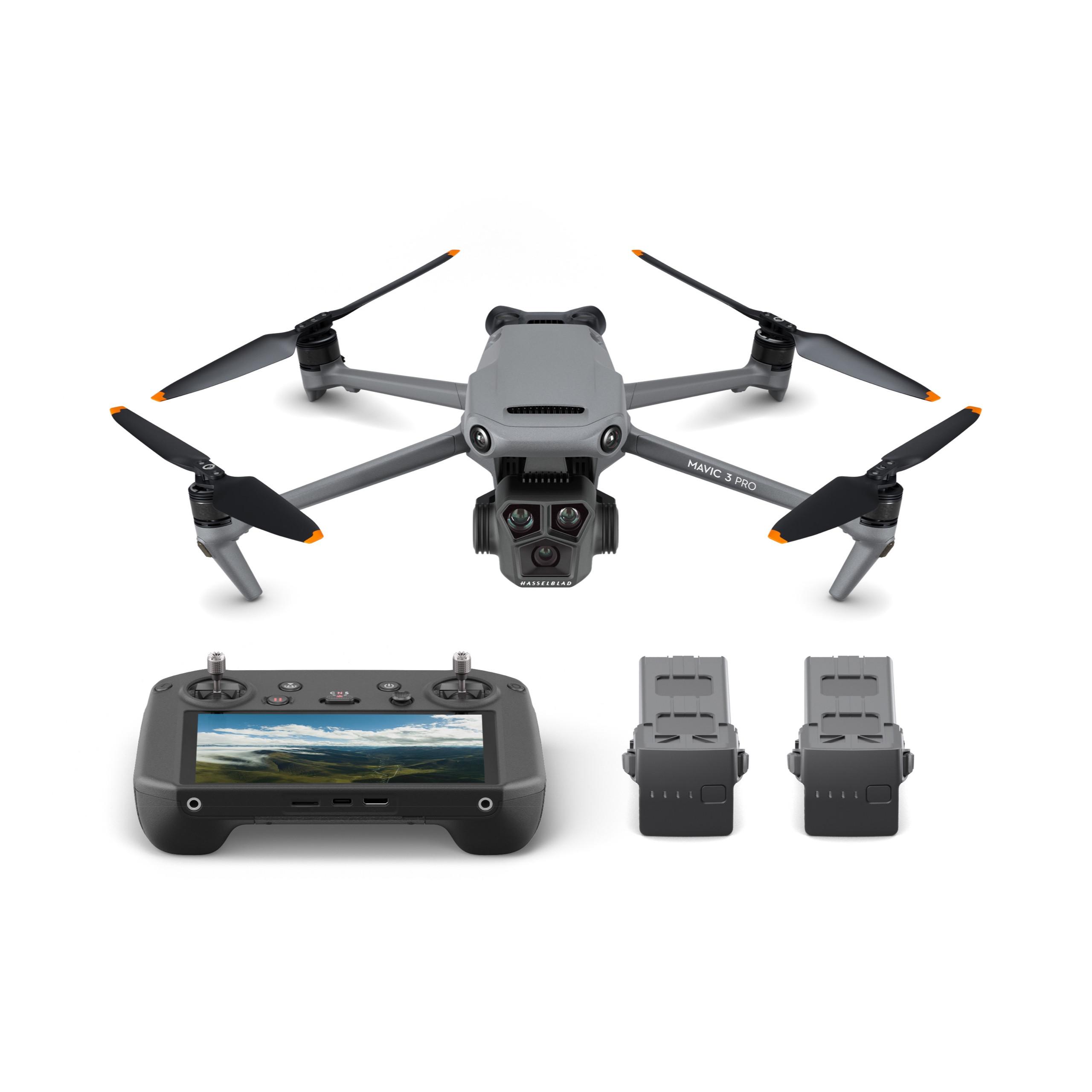 dji  DJI Mavic 3 Pro Fly More Combo ( RC Pro) 4 rotori Mini-drone 12 MP 5120 x 2700 Pixel 5000 mAh Grigio 