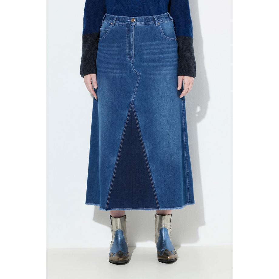 Ulla Popken Gonna di jeans svasata con orlo sfrangiato  