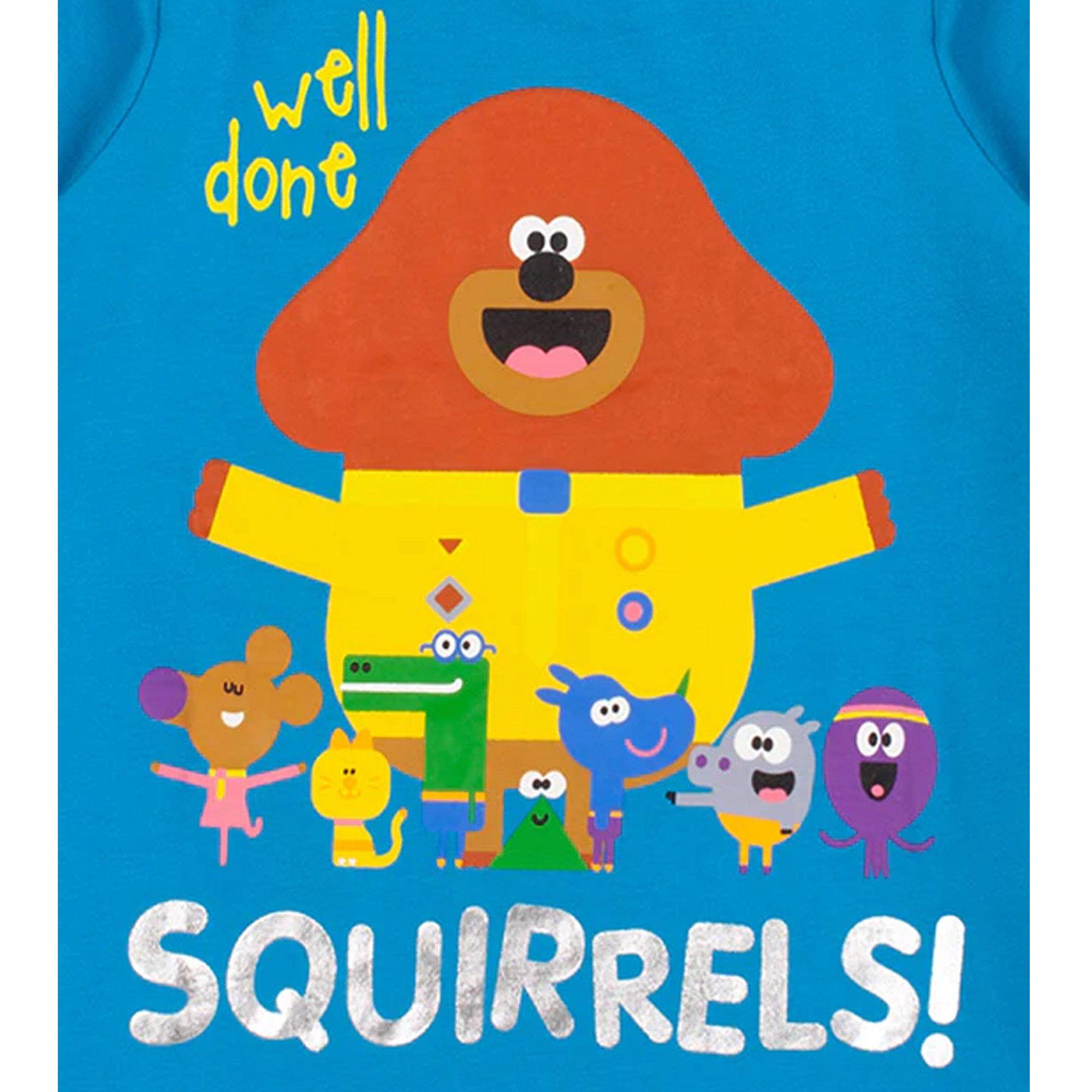 Hey Duggee  Well Done Squirrels Schlafanzug mit Shorts 