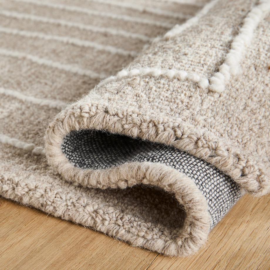 AM.PM Handgetufteter Teppich Ikar aus bestickter Wolle  