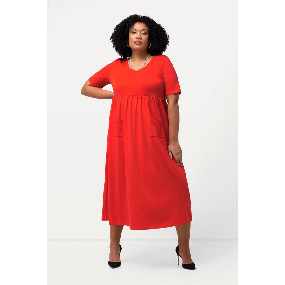 Ulla Popken Abito in jersey Cucitura impero Taglio svasato Scollo a V Mezze maniche  