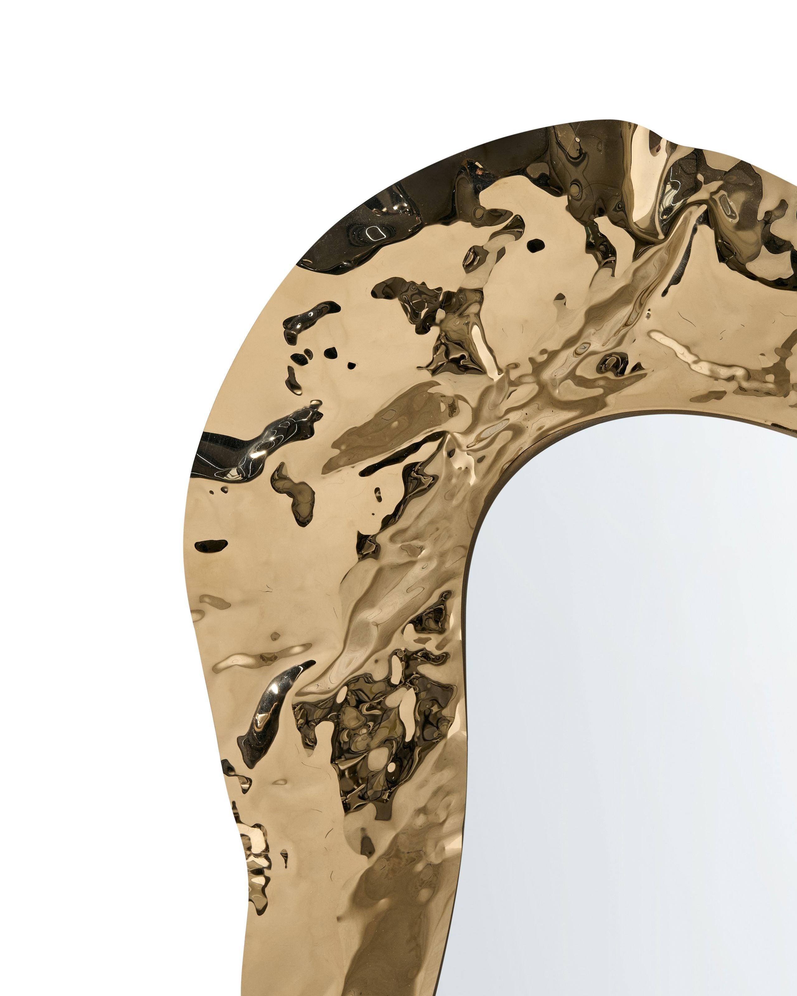 Beliani Wandspiegel aus Edelstahl Klassisch JOSSIGNY  