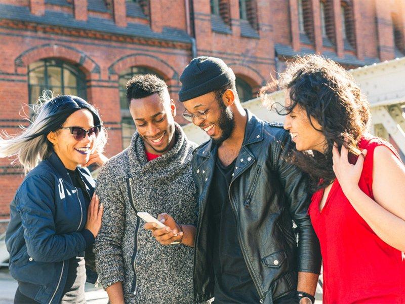 Smartbox  Trois sessions d'escape game urbain à Lausanne en famille ou entre amis - Coffret Cadeau 